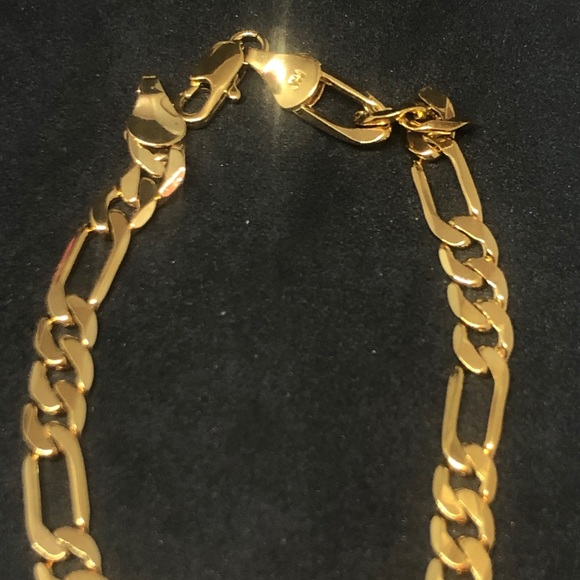 18KT Yellow Gold Filled Unisex Figaro Bracelet - Picture 4 of 11
